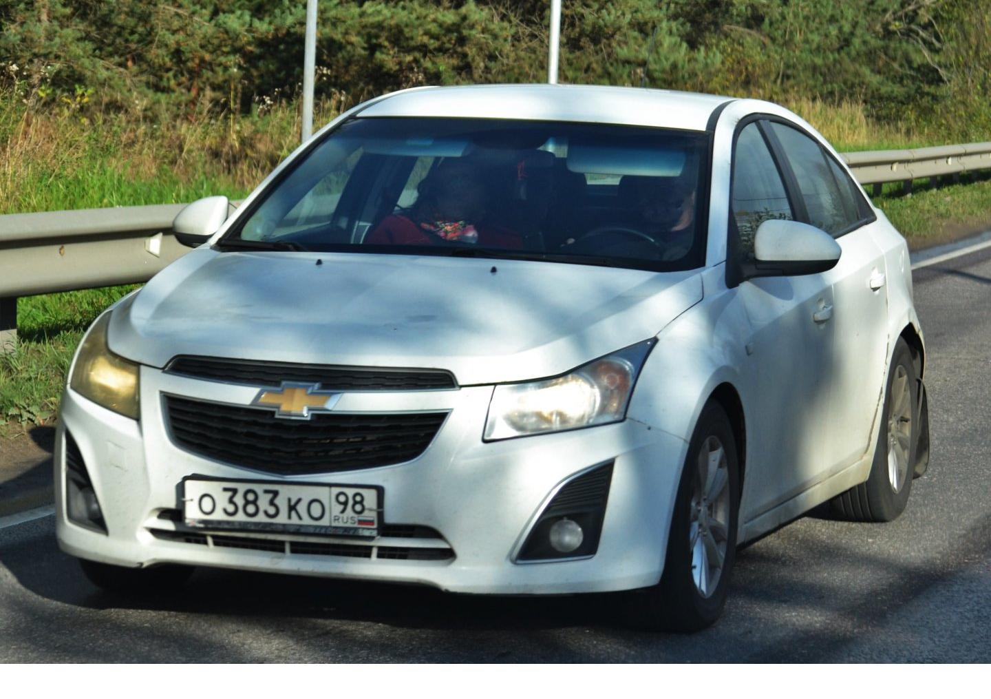 Автомобиль госномер О383КО98