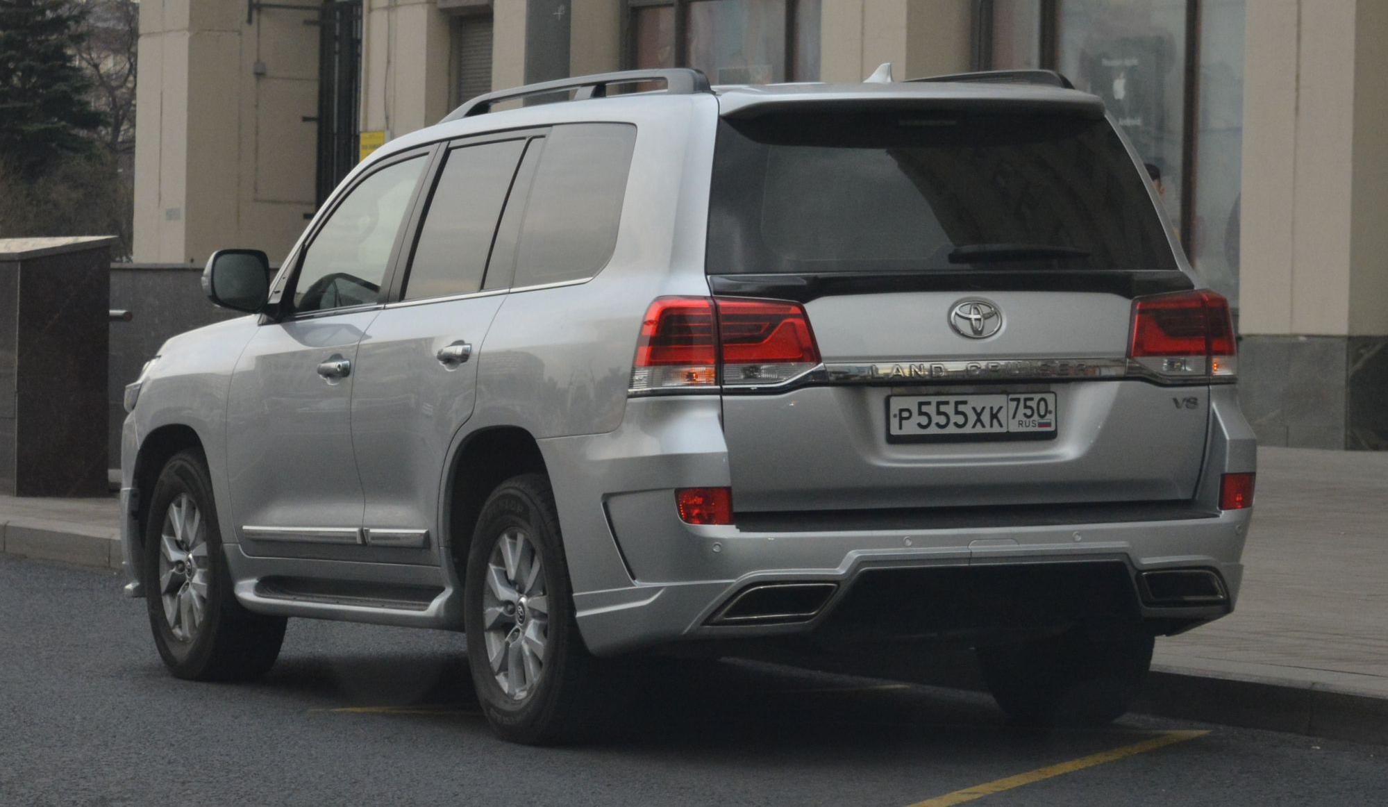 Автомобиль госномер Р555ХК750