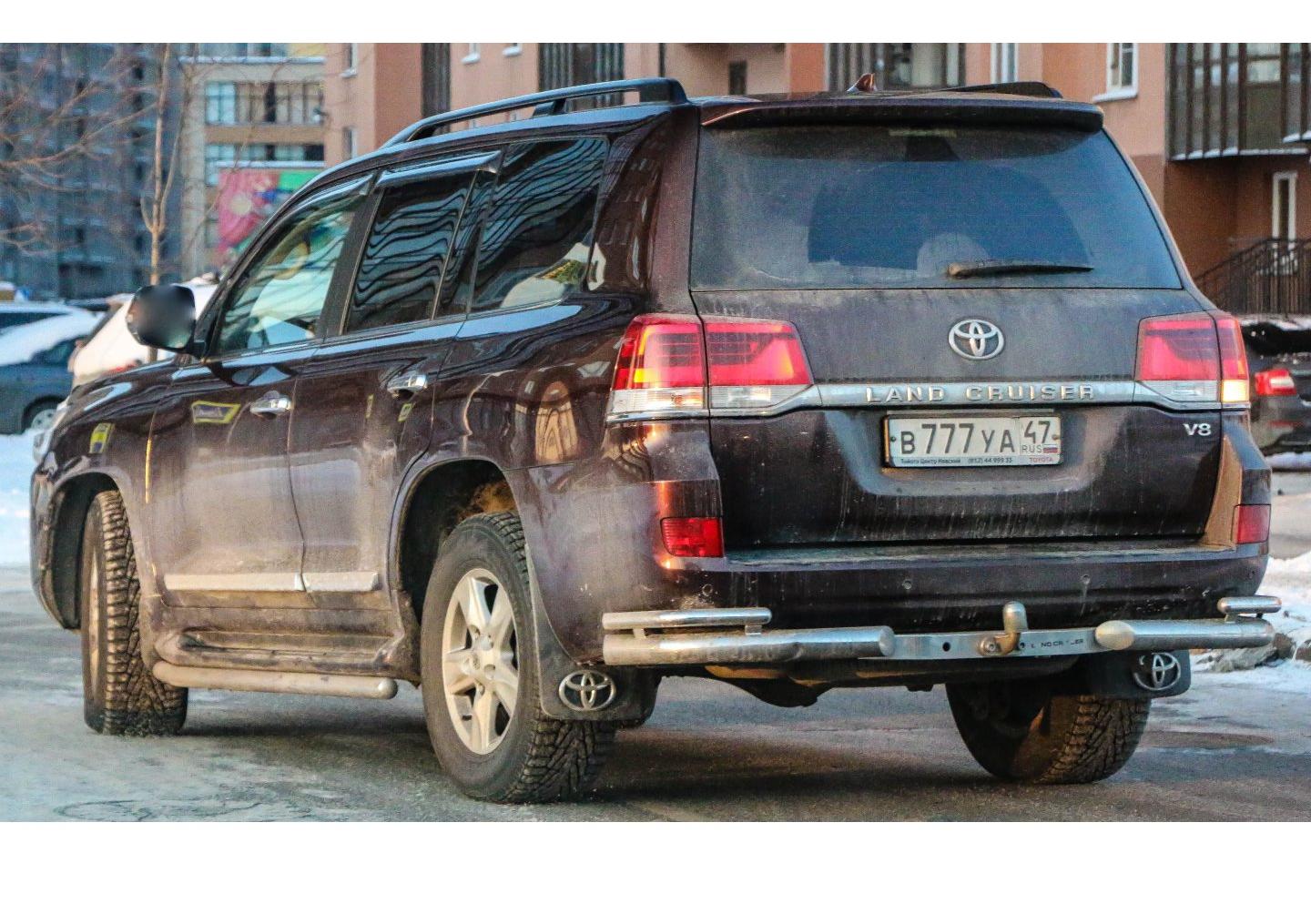 Автомобиль госномер В777УА47