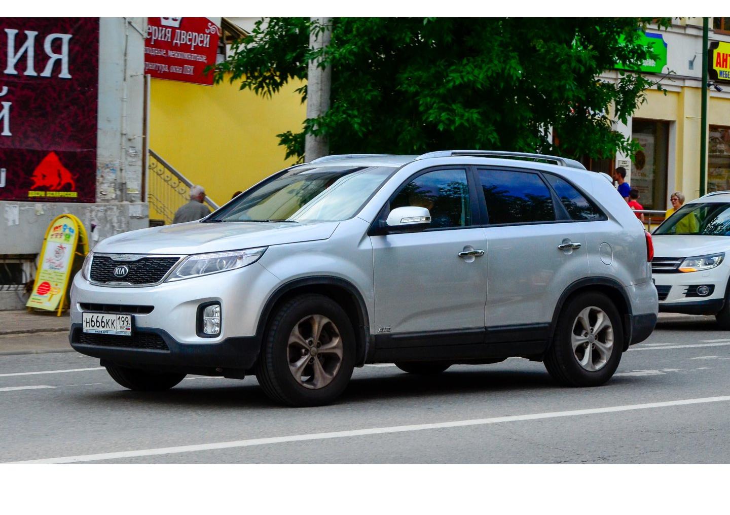Автомобиль госномер Н666КК199