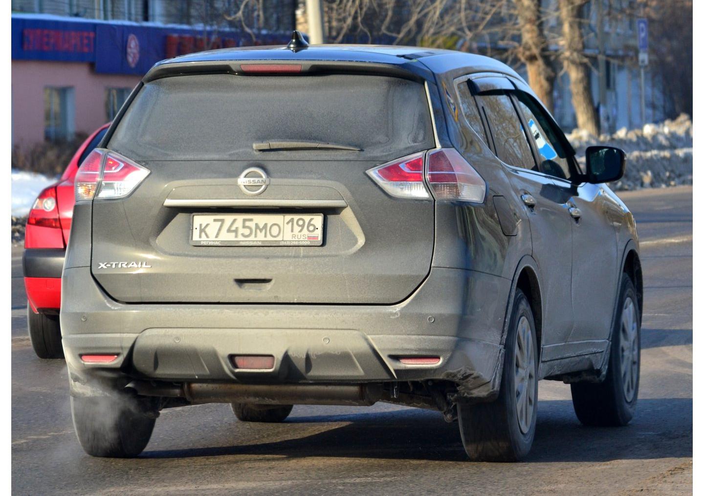 Автомобиль госномер К745МО196