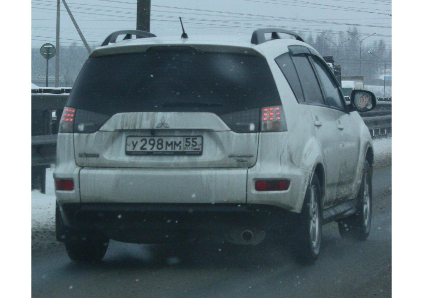 Автомобиль госномер У298ММ55