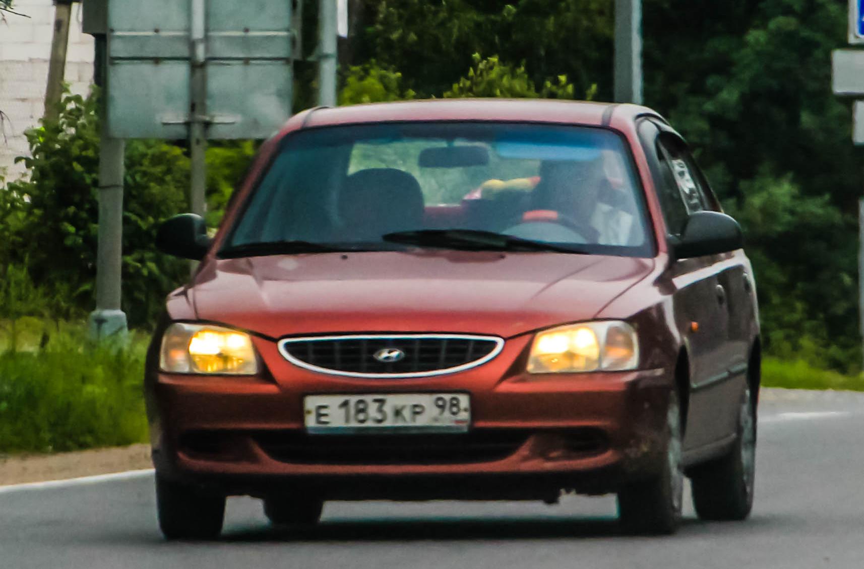 Автомобиль госномер Е183КР98