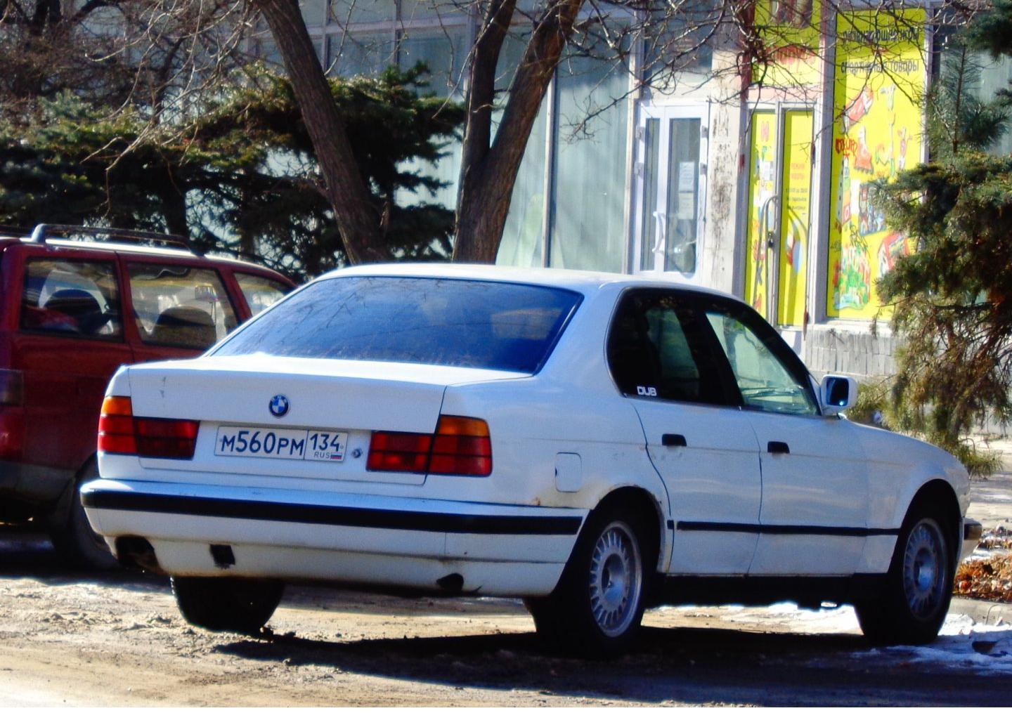 Автомобиль госномер М560РМ134
