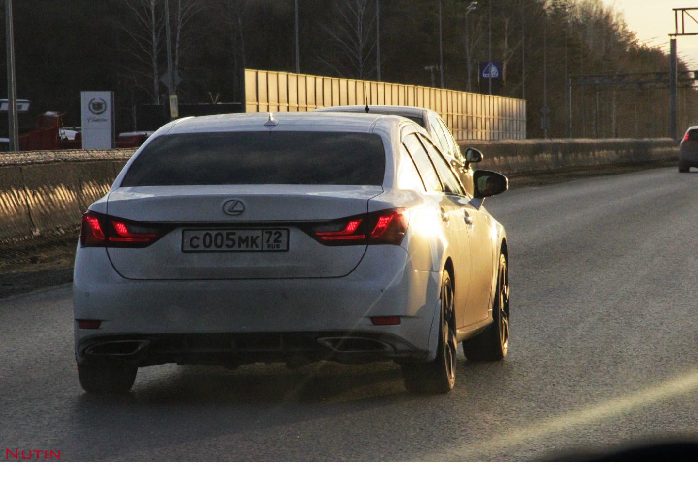 Автомобиль госномер С005МК72