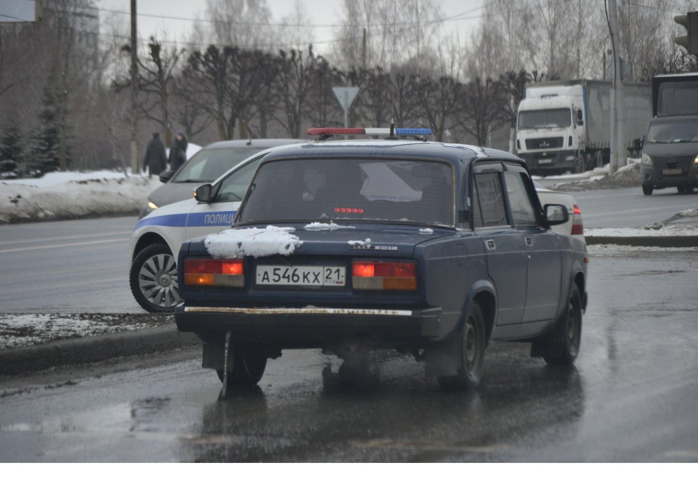 Автомобиль госномер А546КХ21