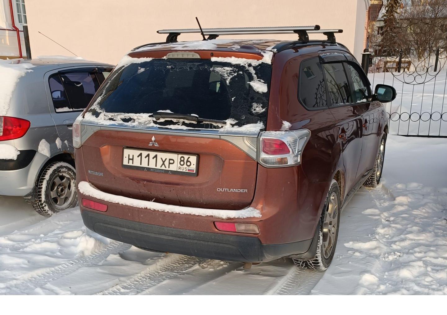 Автомобиль госномер Н111ХР86