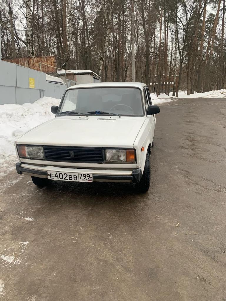 Автомобиль госномер Е402ВВ799