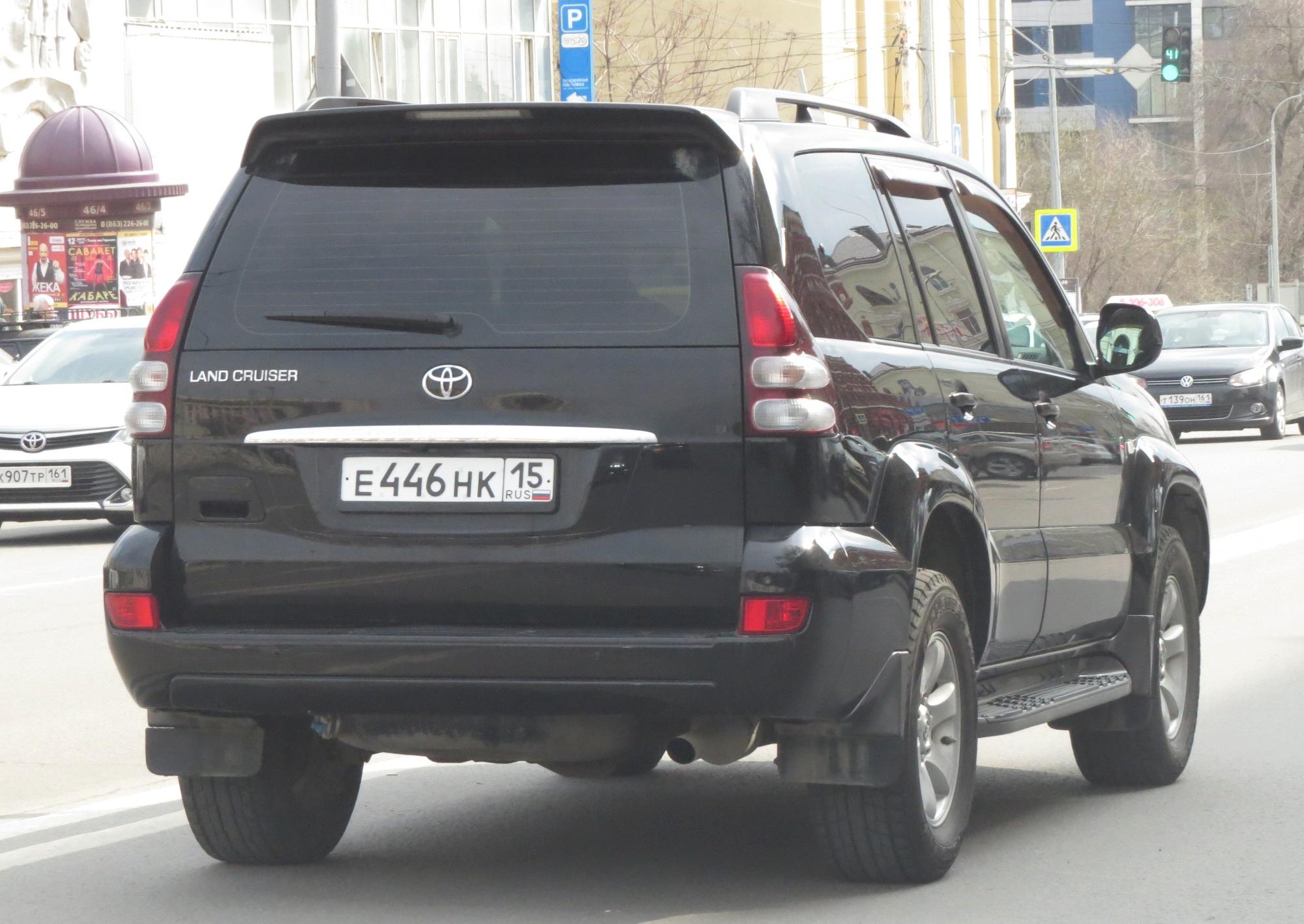 Автомобиль госномер Е446НК15