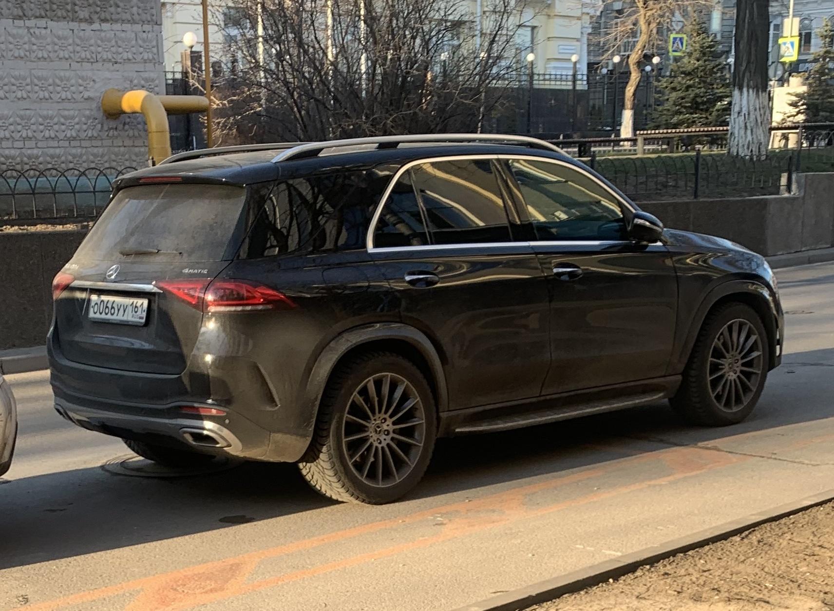 Автомобиль госномер О066УУ161