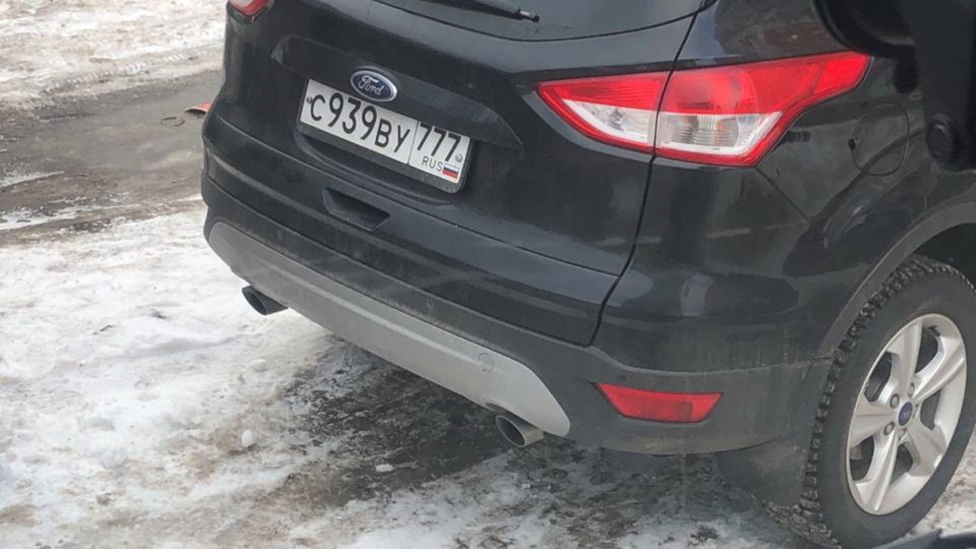 Автомобиль госномер С939ВУ777