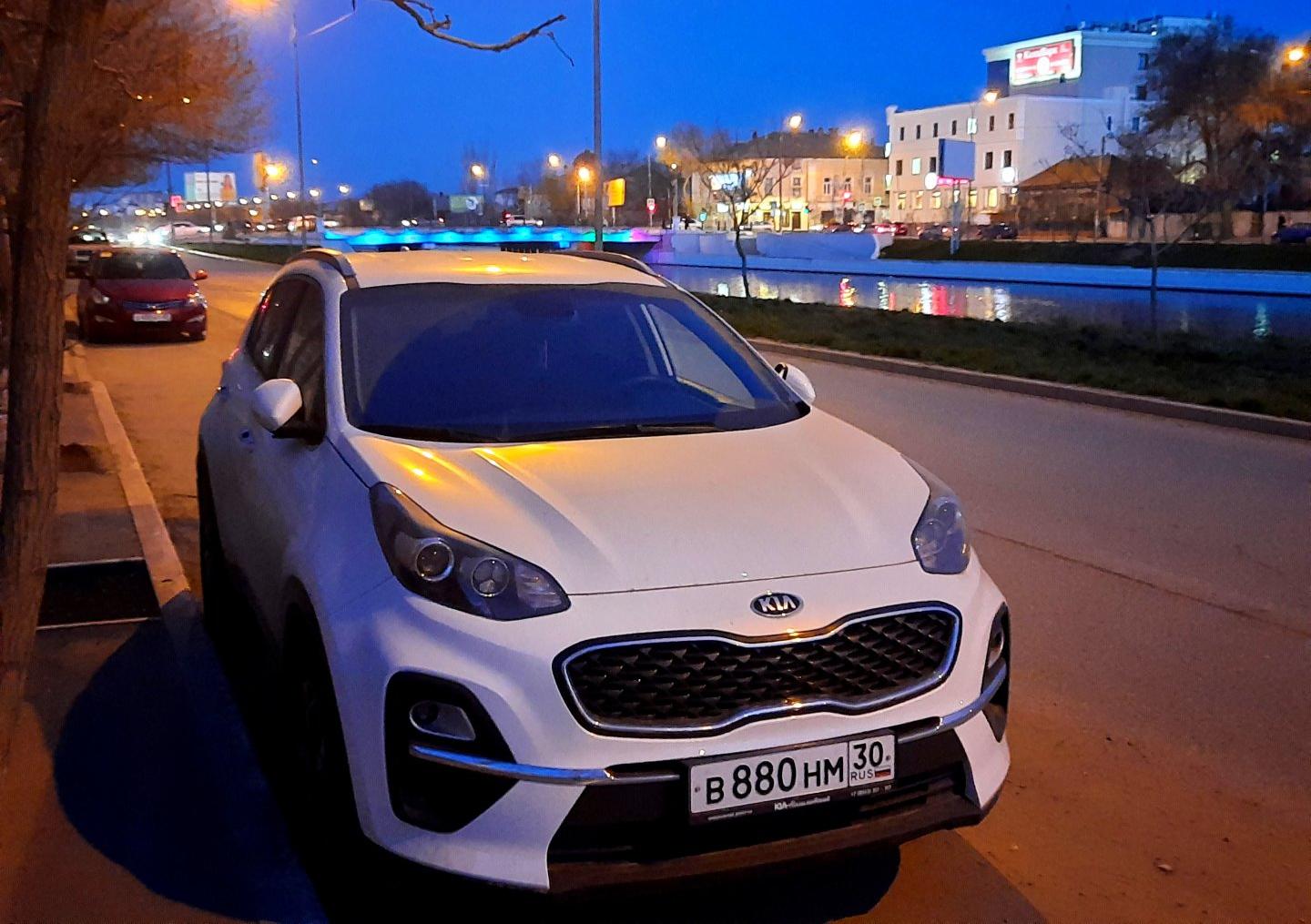 Автомобиль госномер В880НМ30