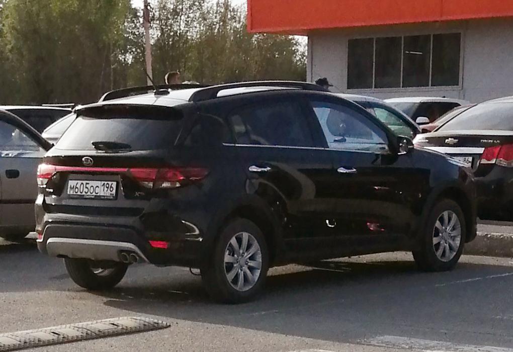 Автомобиль госномер М605ОС196