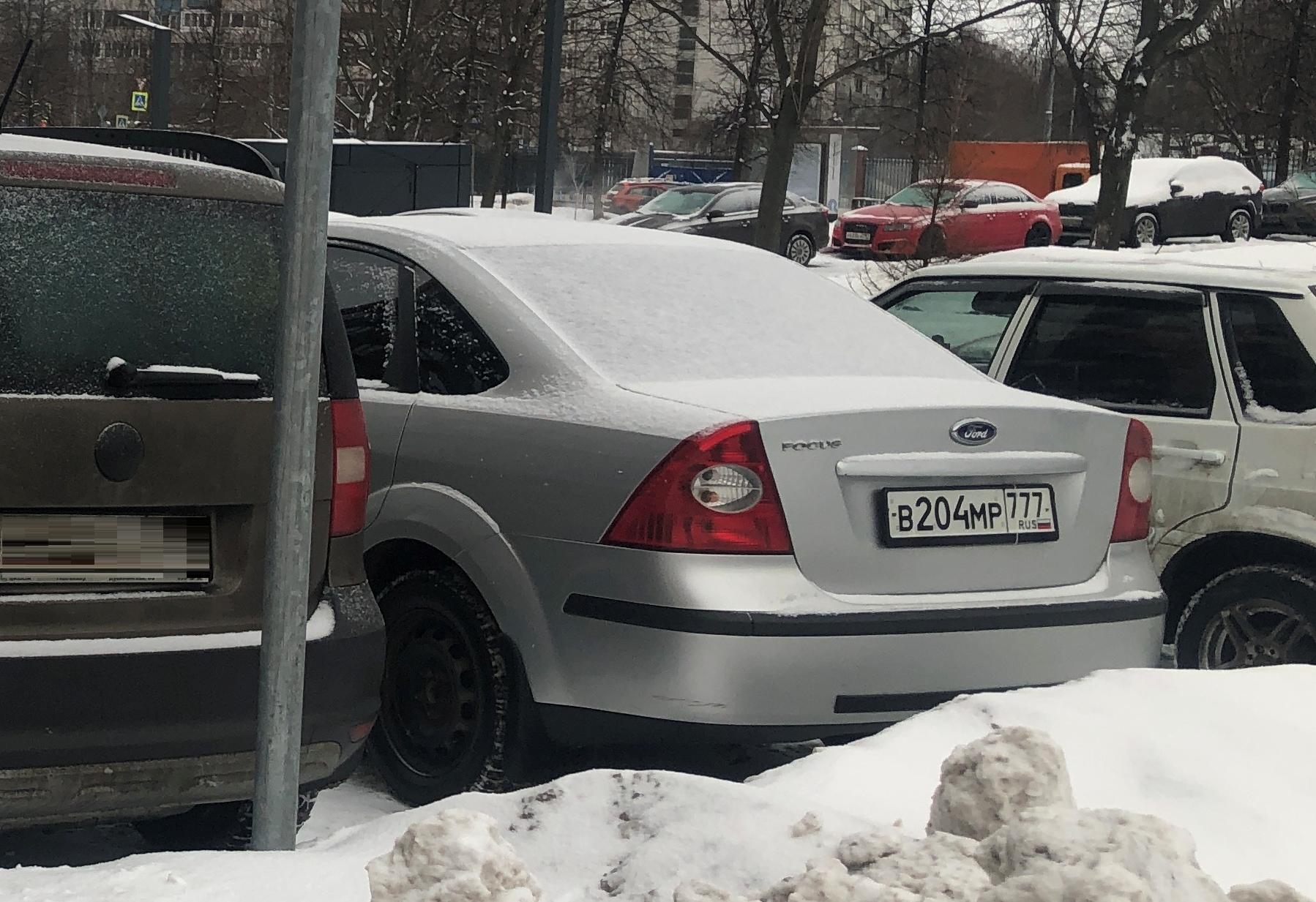 Автомобиль госномер В204МР777