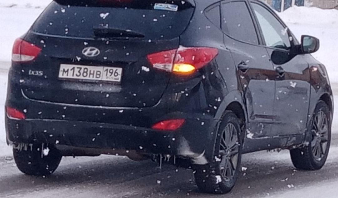 Автомобиль госномер М138НВ196
