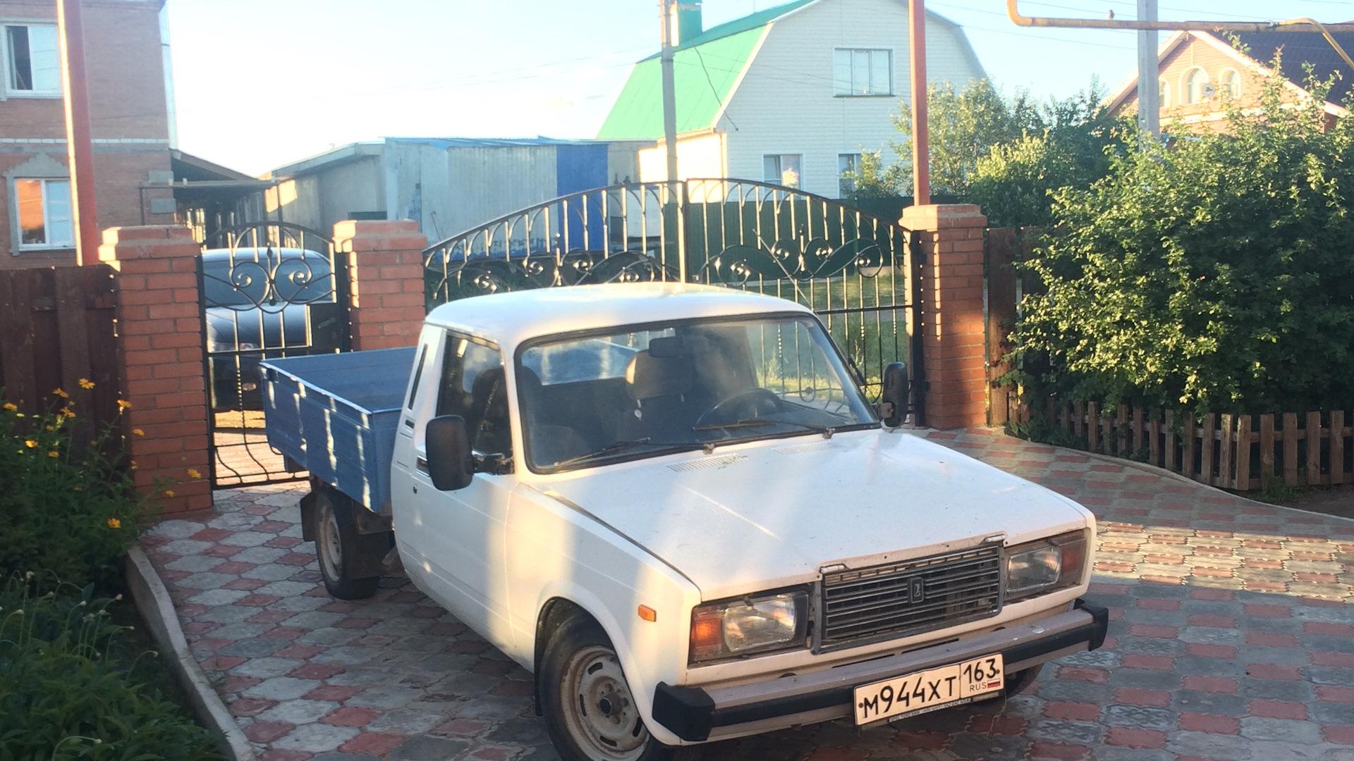 Автомобиль госномер М944ХТ163