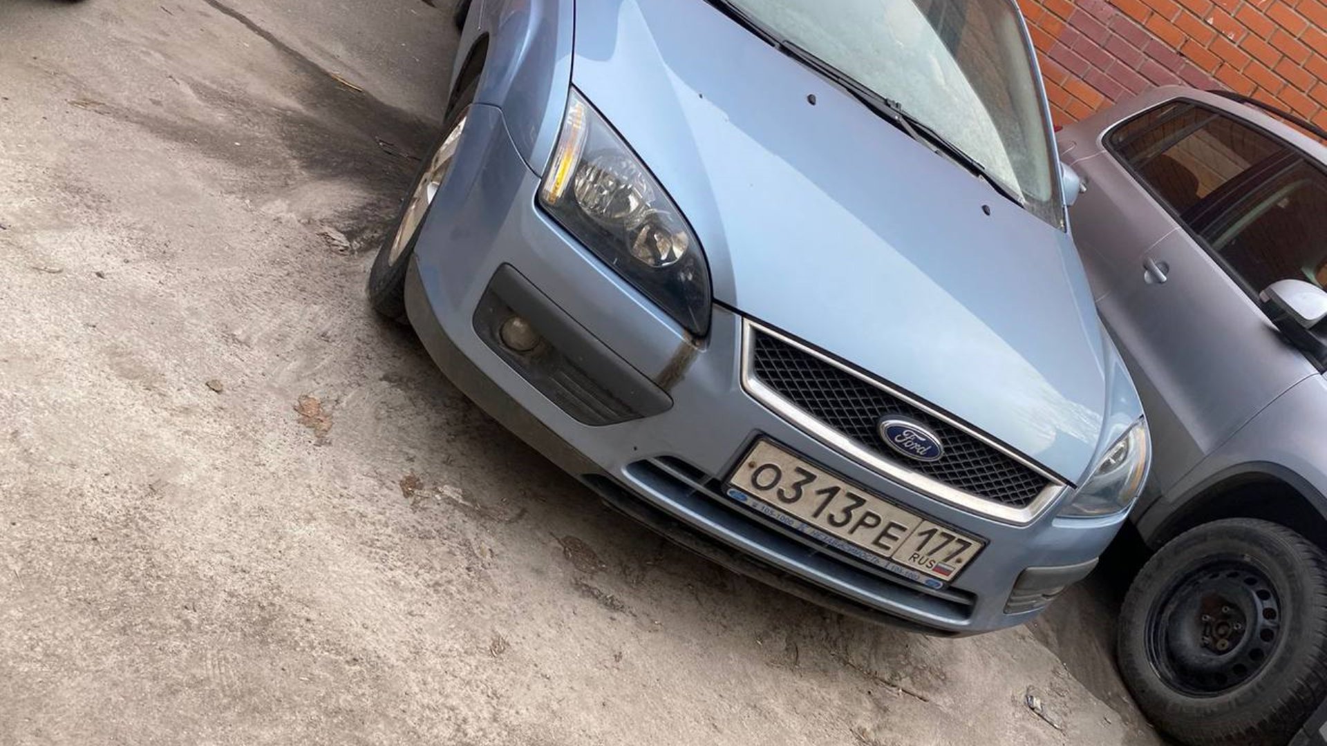 Автомобиль госномер О313РЕ177
