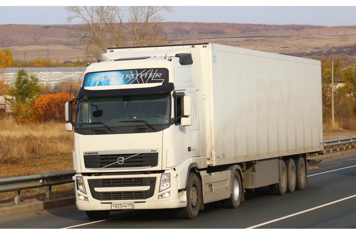 Автомобиль госномер Т833РМ178