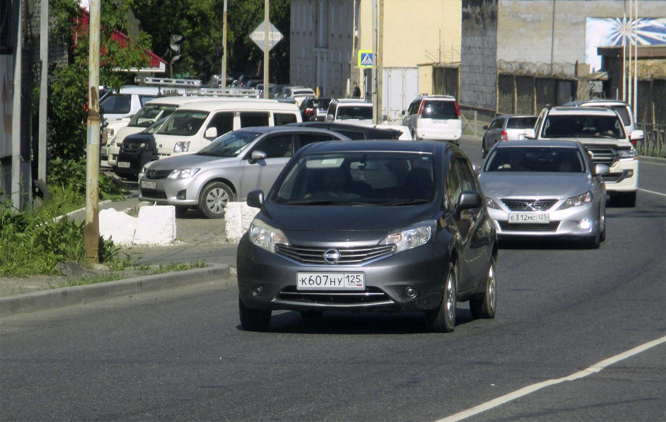 Автомобиль госномер К607НУ125