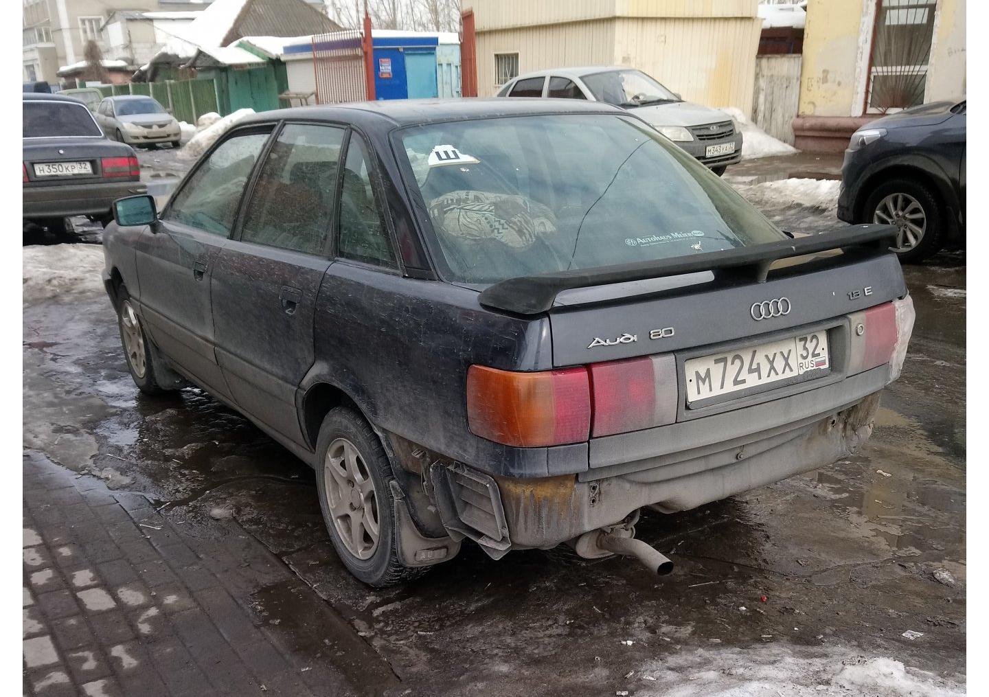 Автомобиль госномер М724ХХ32