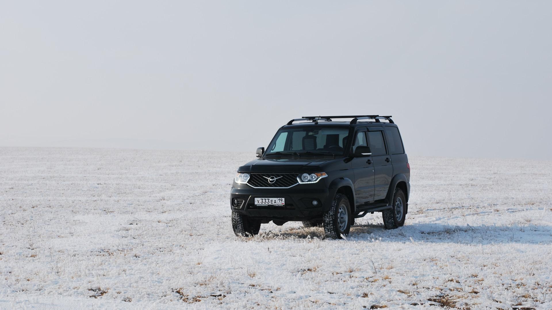 Автомобиль госномер Х333ЕА19