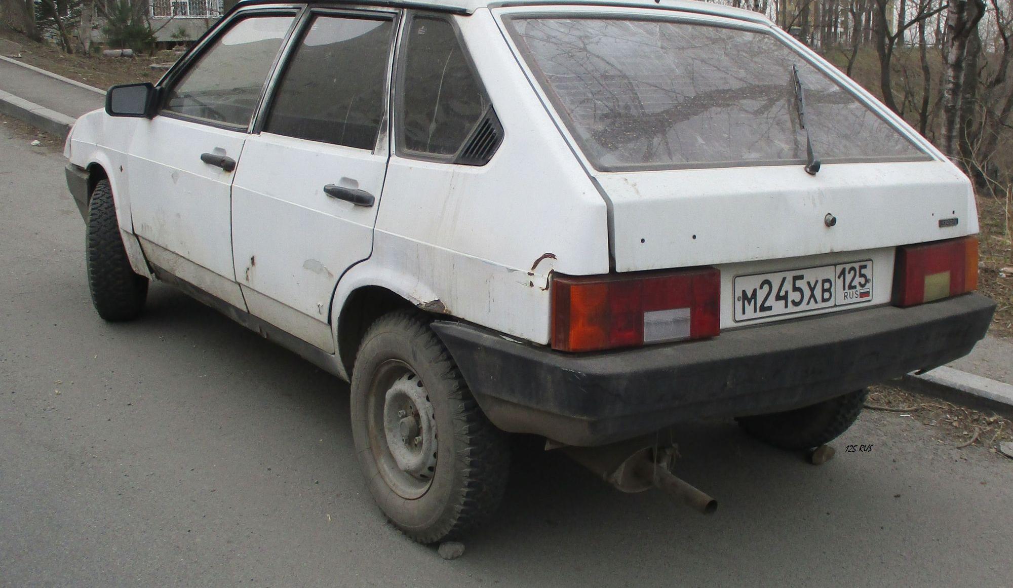 Автомобиль госномер М245ХВ125