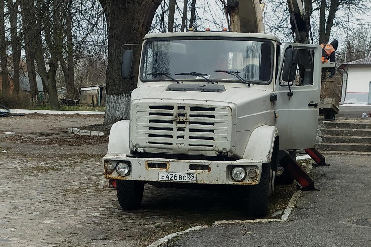 Автомобиль госномер Е426ВС39