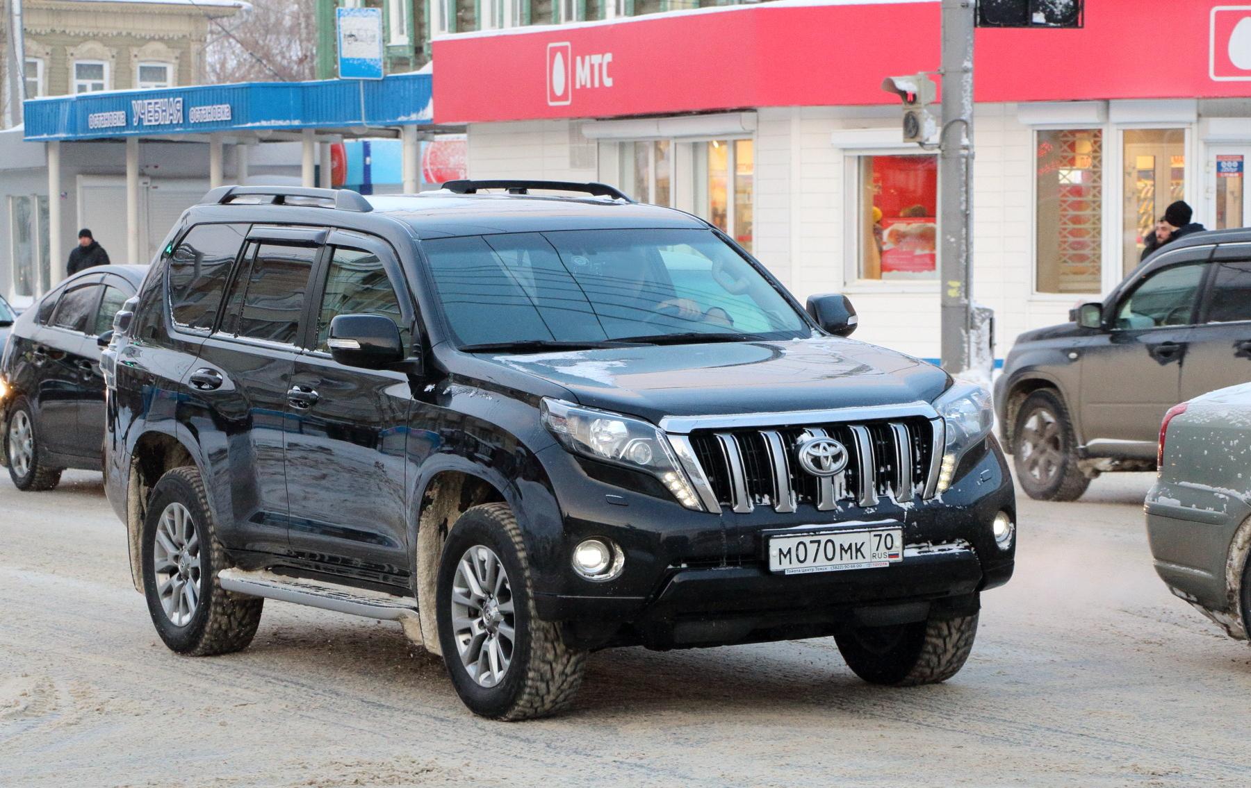 Автомобиль госномер М070МК70