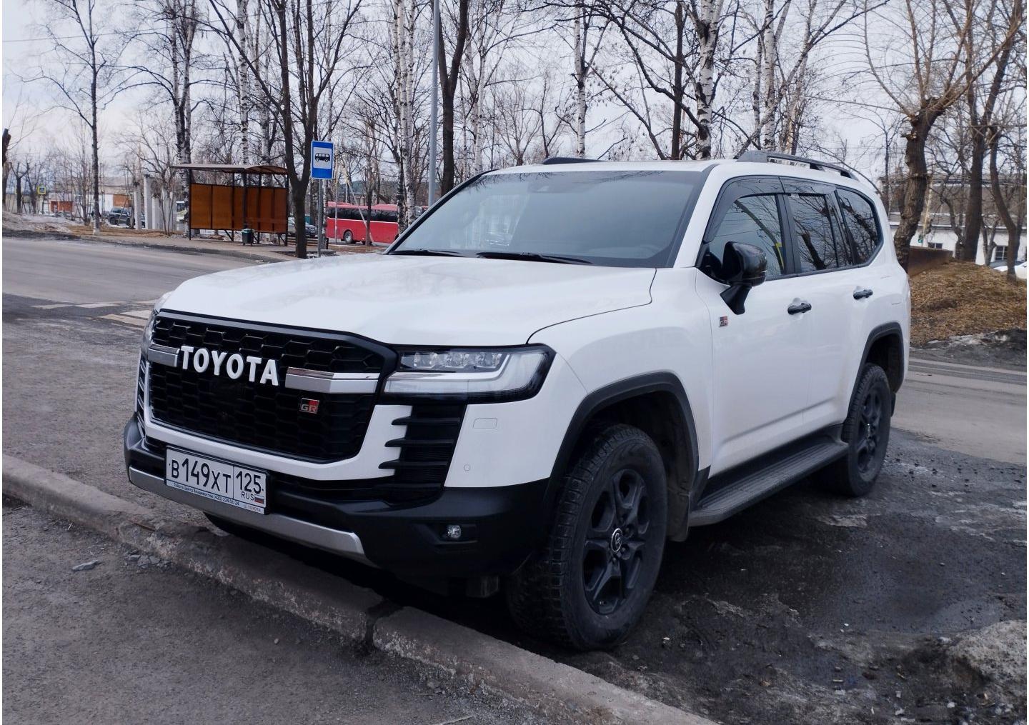 Автомобиль госномер В149ХТ125