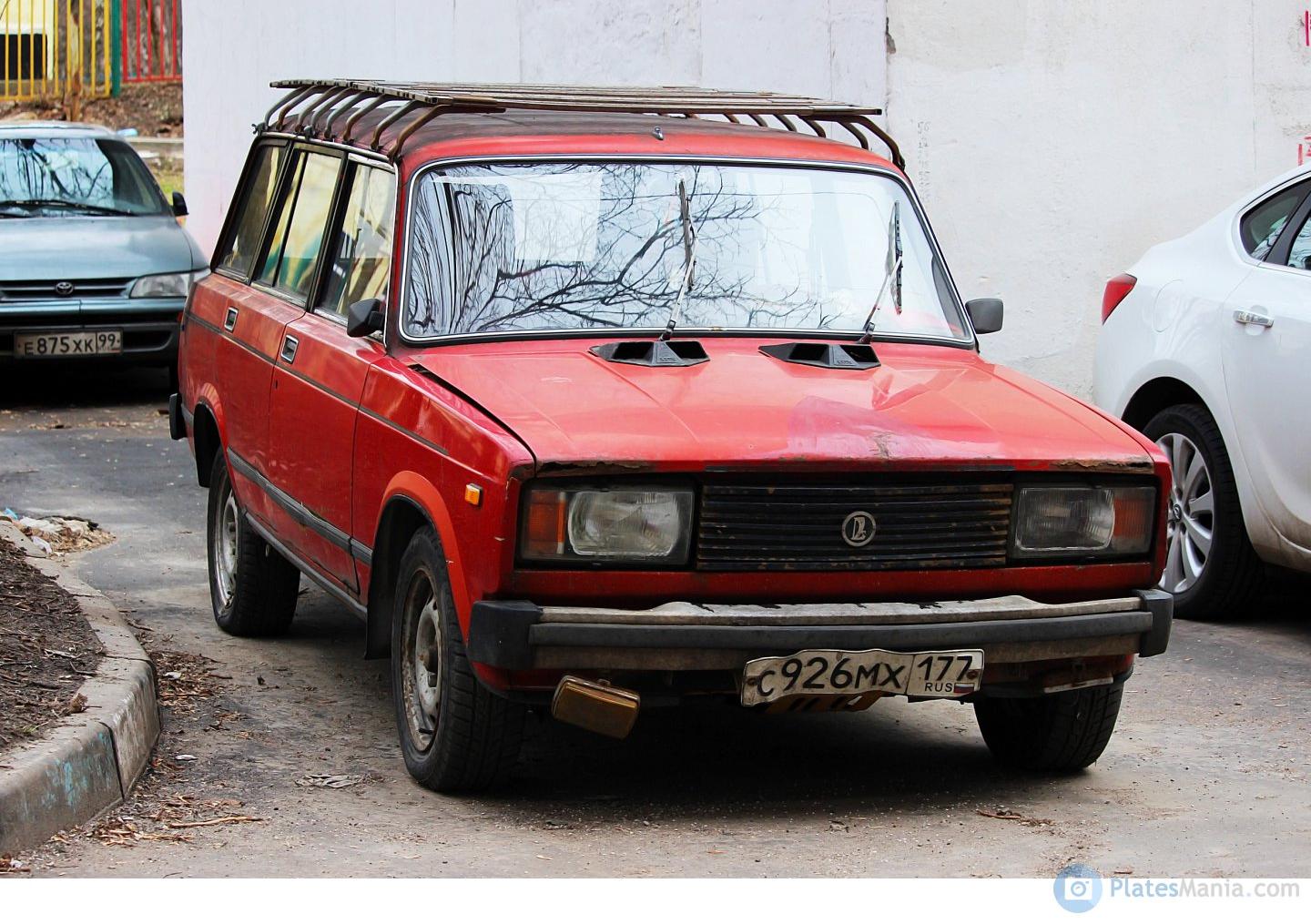 Автомобиль госномер С926МХ177