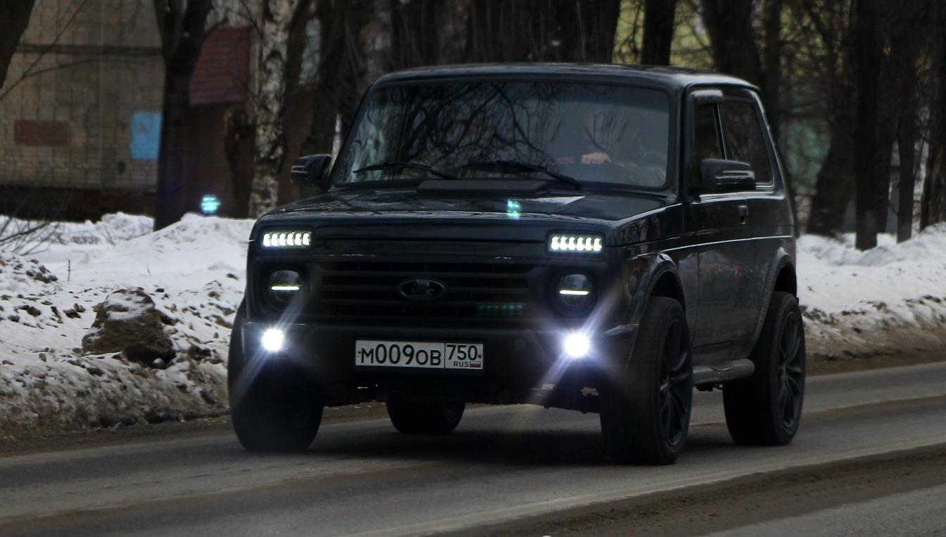 Автомобиль госномер М009ОВ750