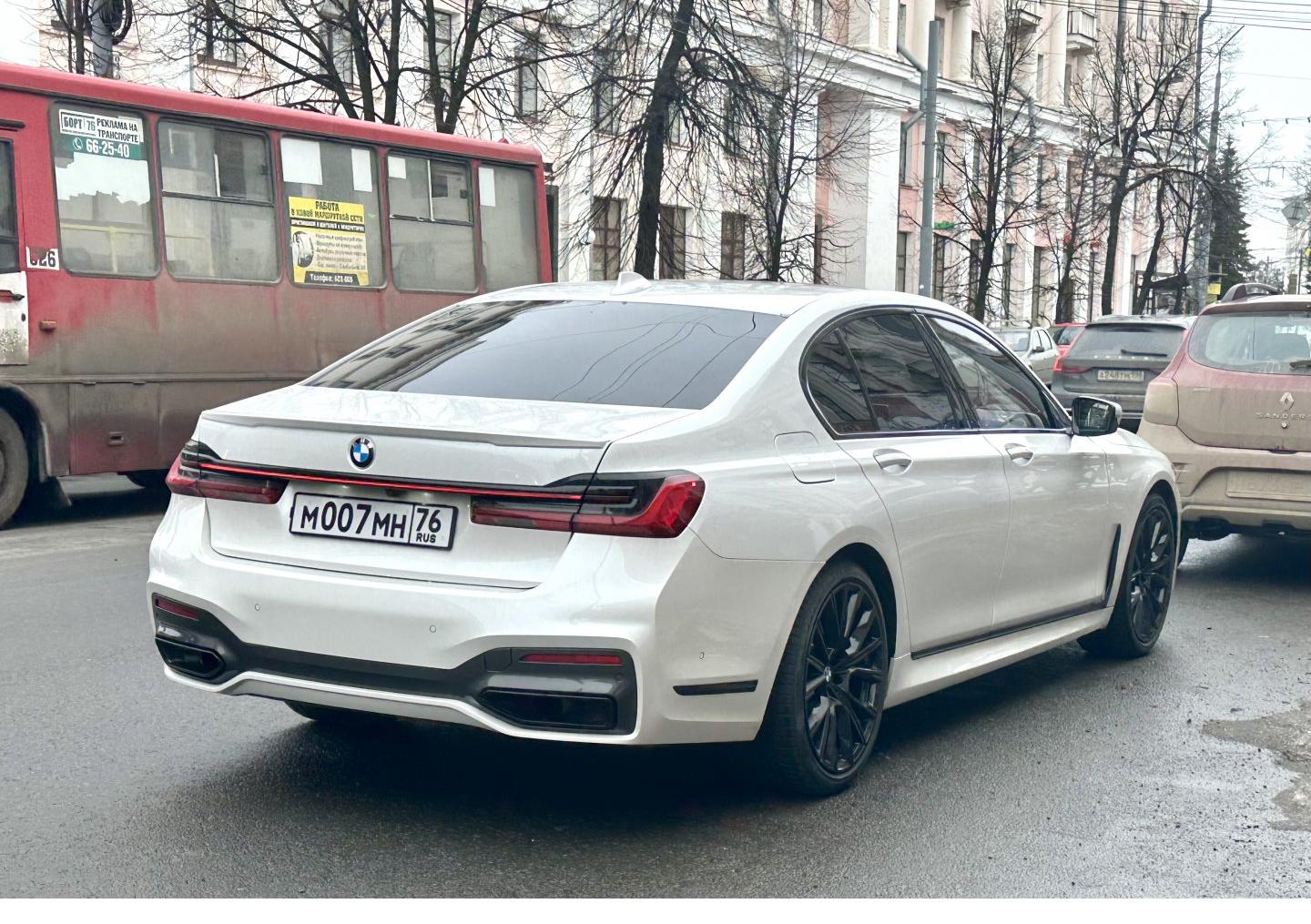 Автомобиль госномер М007МН76