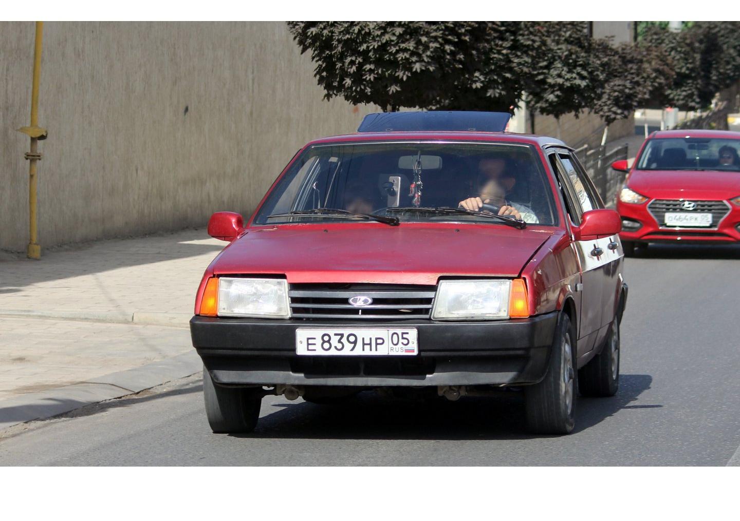 Автомобиль госномер Е839НР05