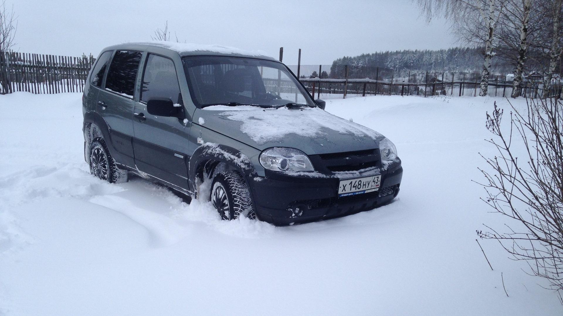 Автомобиль госномер Х148НУ43