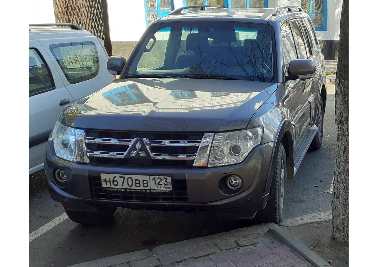 Автомобиль госномер Н670ВВ123