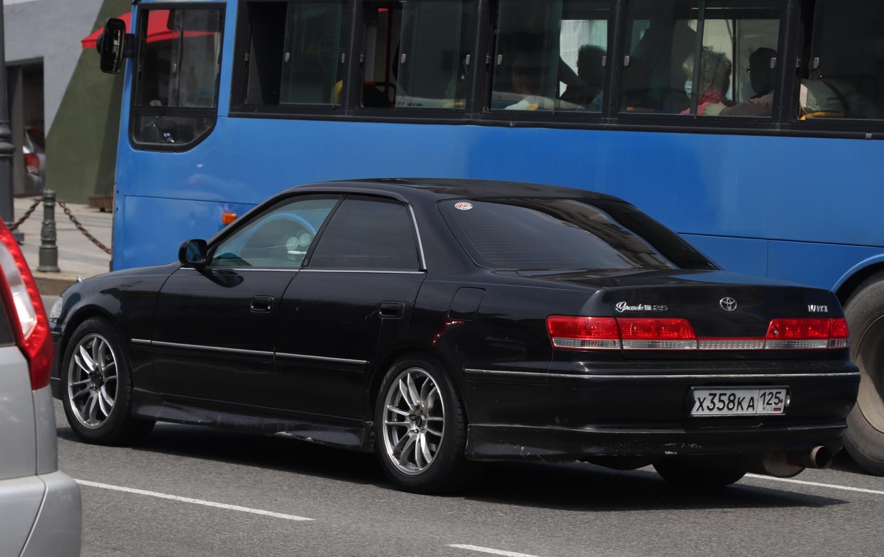 Автомобиль госномер Х358КА125