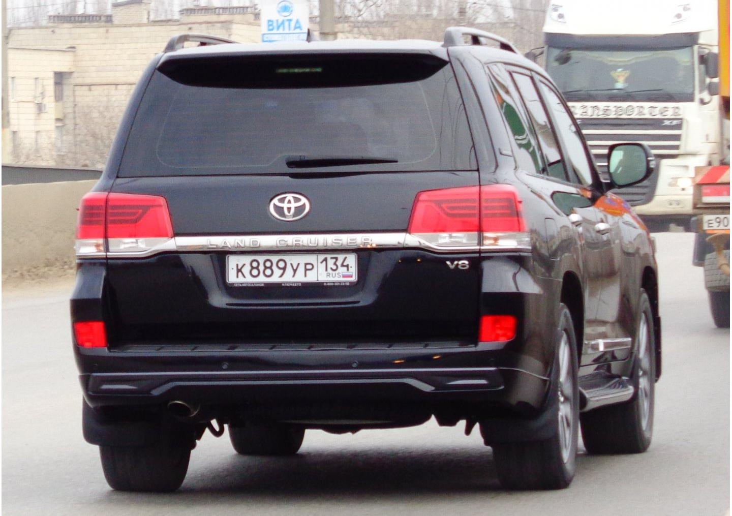 Автомобиль госномер К889УР134