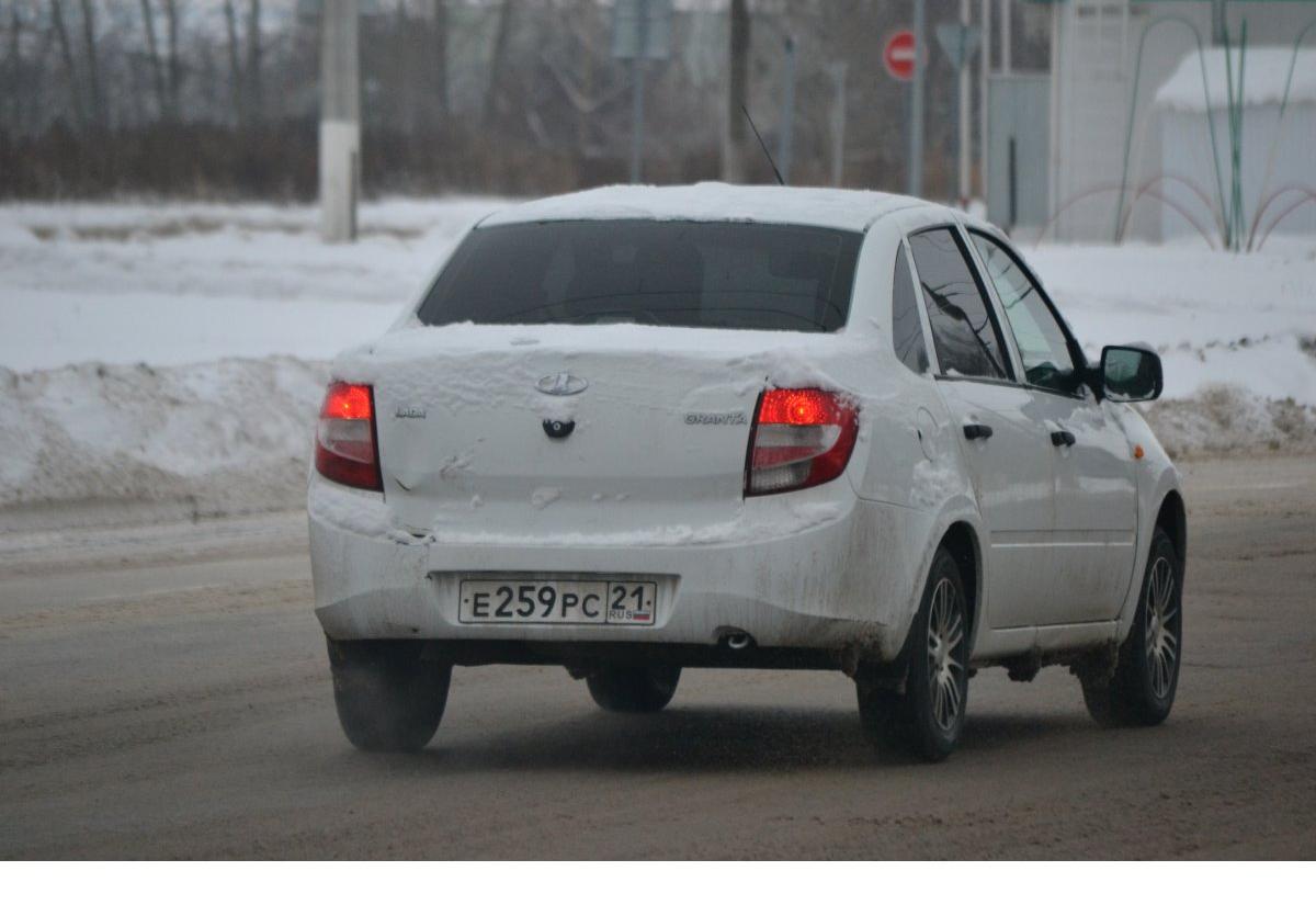 Автомобиль госномер Е259РС21