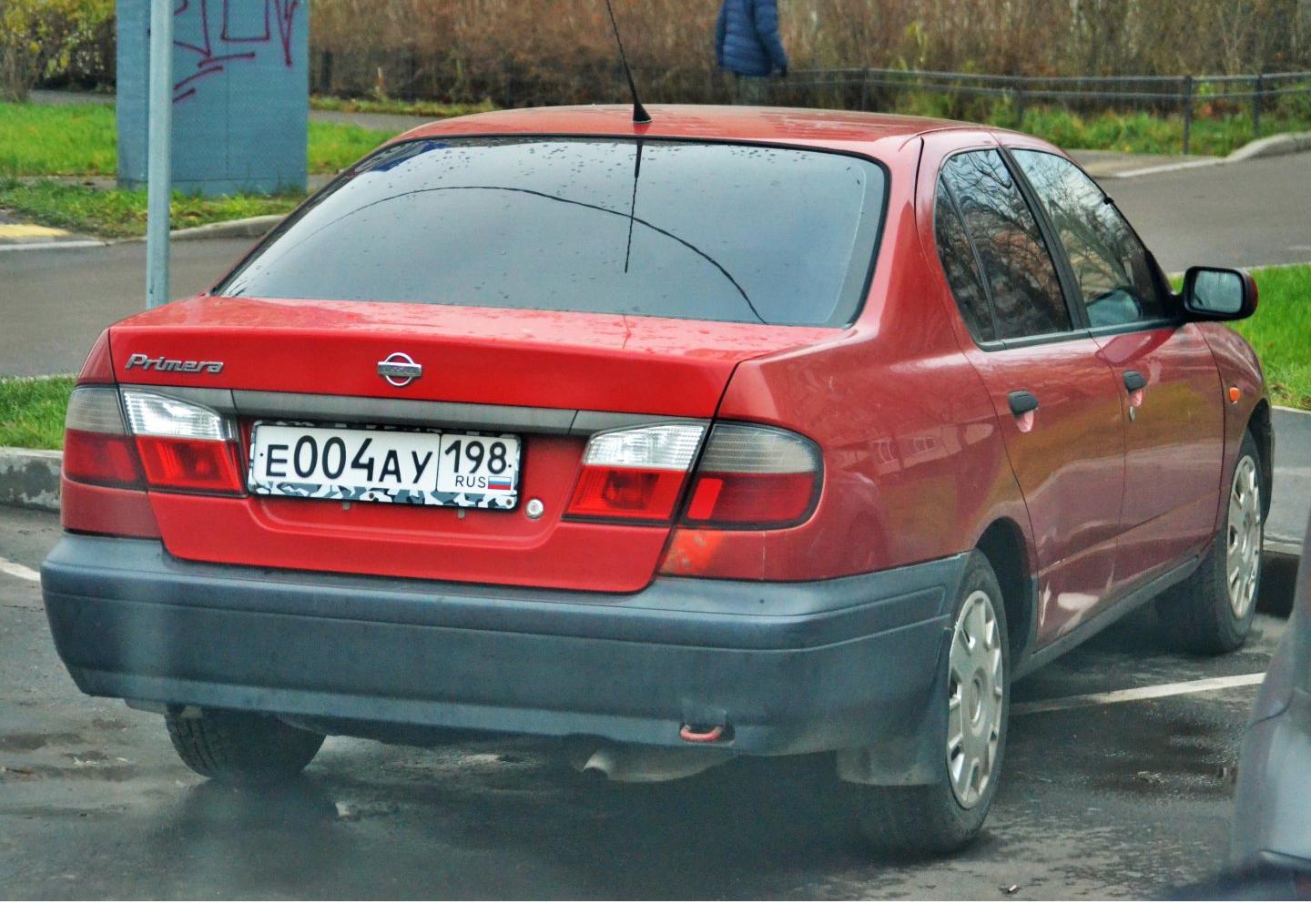 Автомобиль госномер Е004АУ198