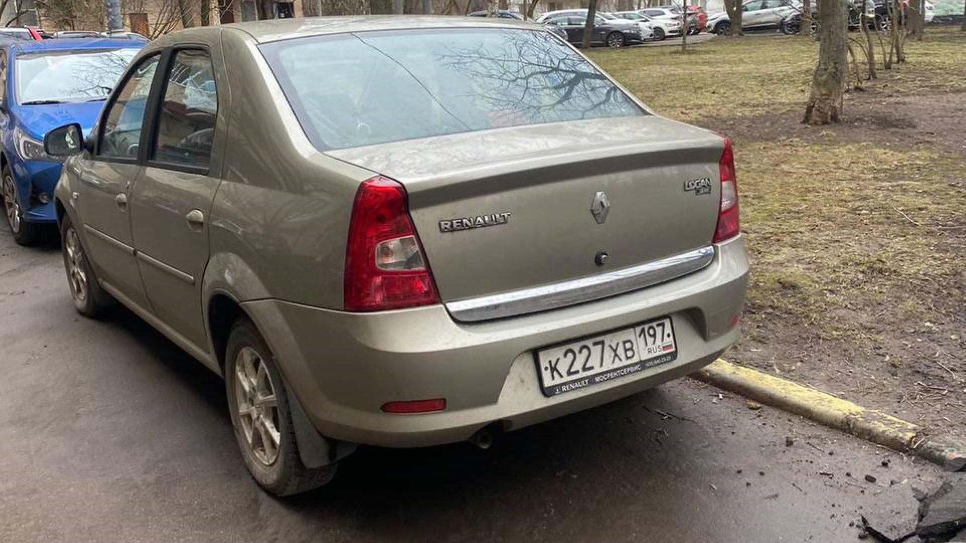 Автомобиль госномер К227ХВ197