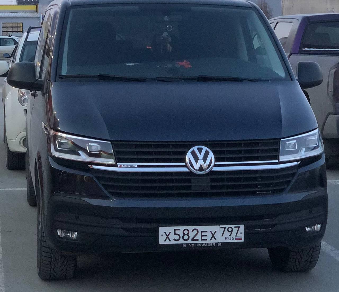 Автомобиль госномер Х582ЕХ797