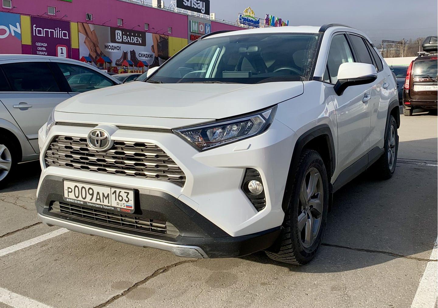 Автомобиль госномер Р009АМ163