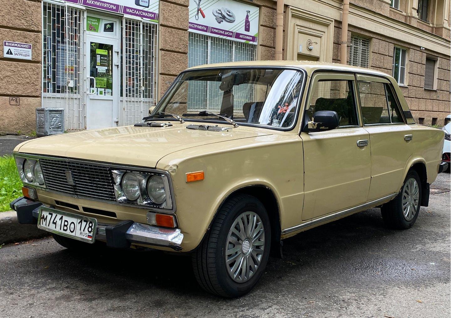 Автомобиль госномер М741ВО178