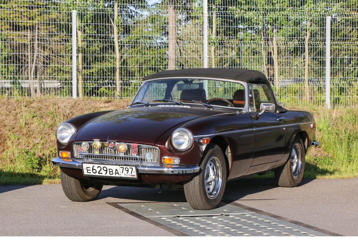 Автомобиль госномер Е629ВА797