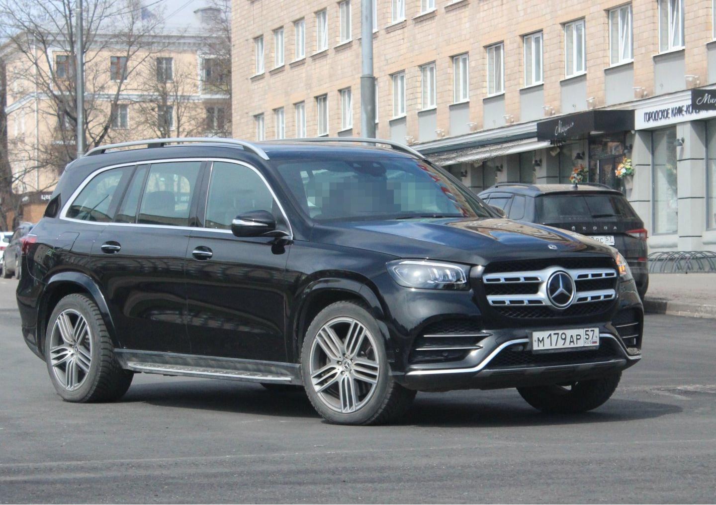 Автомобиль госномер М179АР57