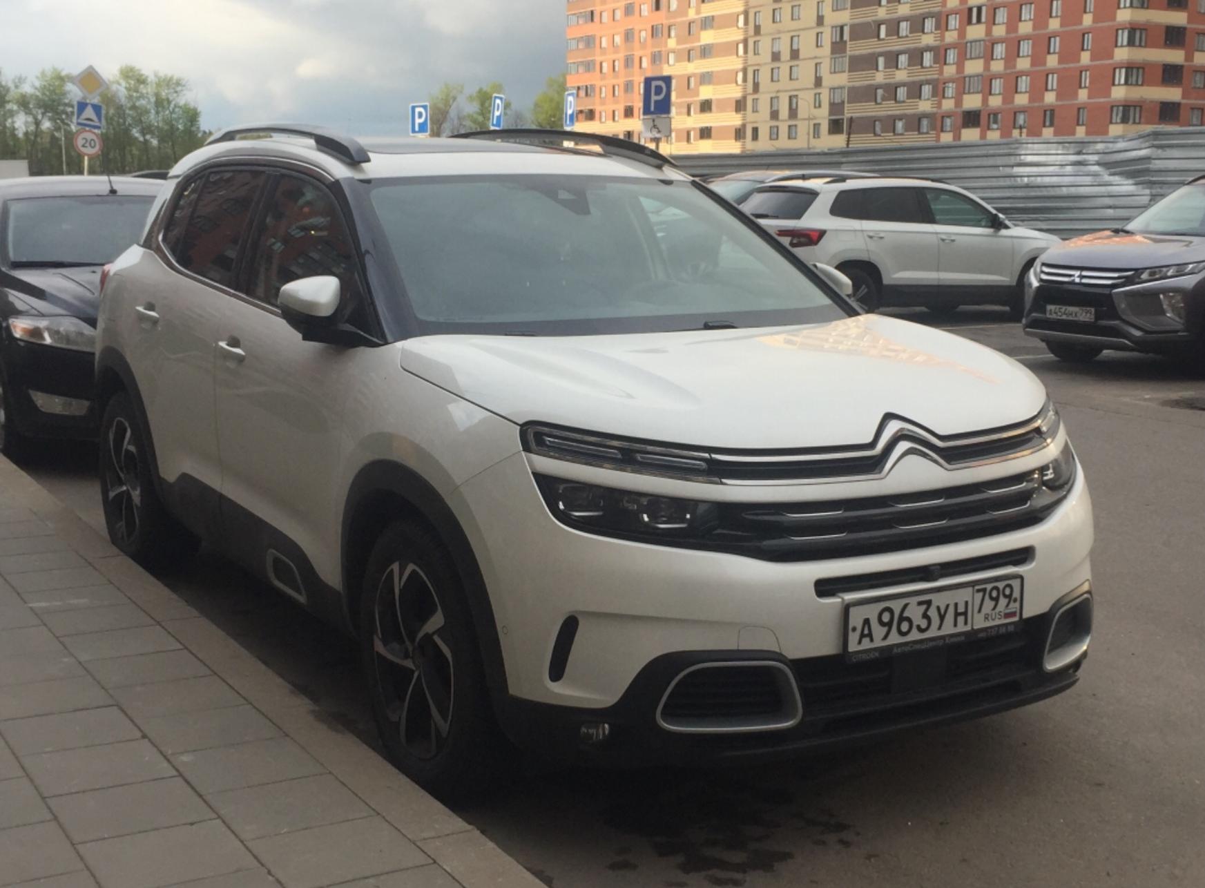 Автомобиль госномер А963УН799