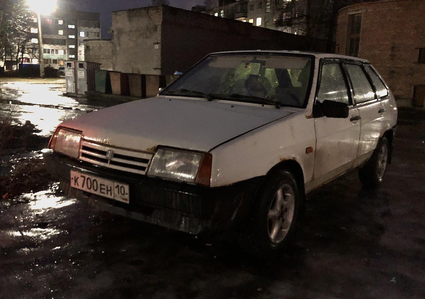 Автомобиль госномер К700ЕН10