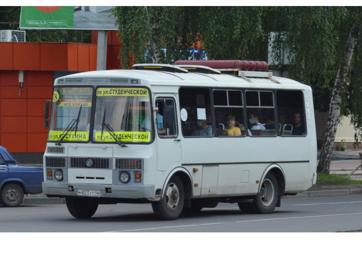 Автомобиль госномер М823УТ46