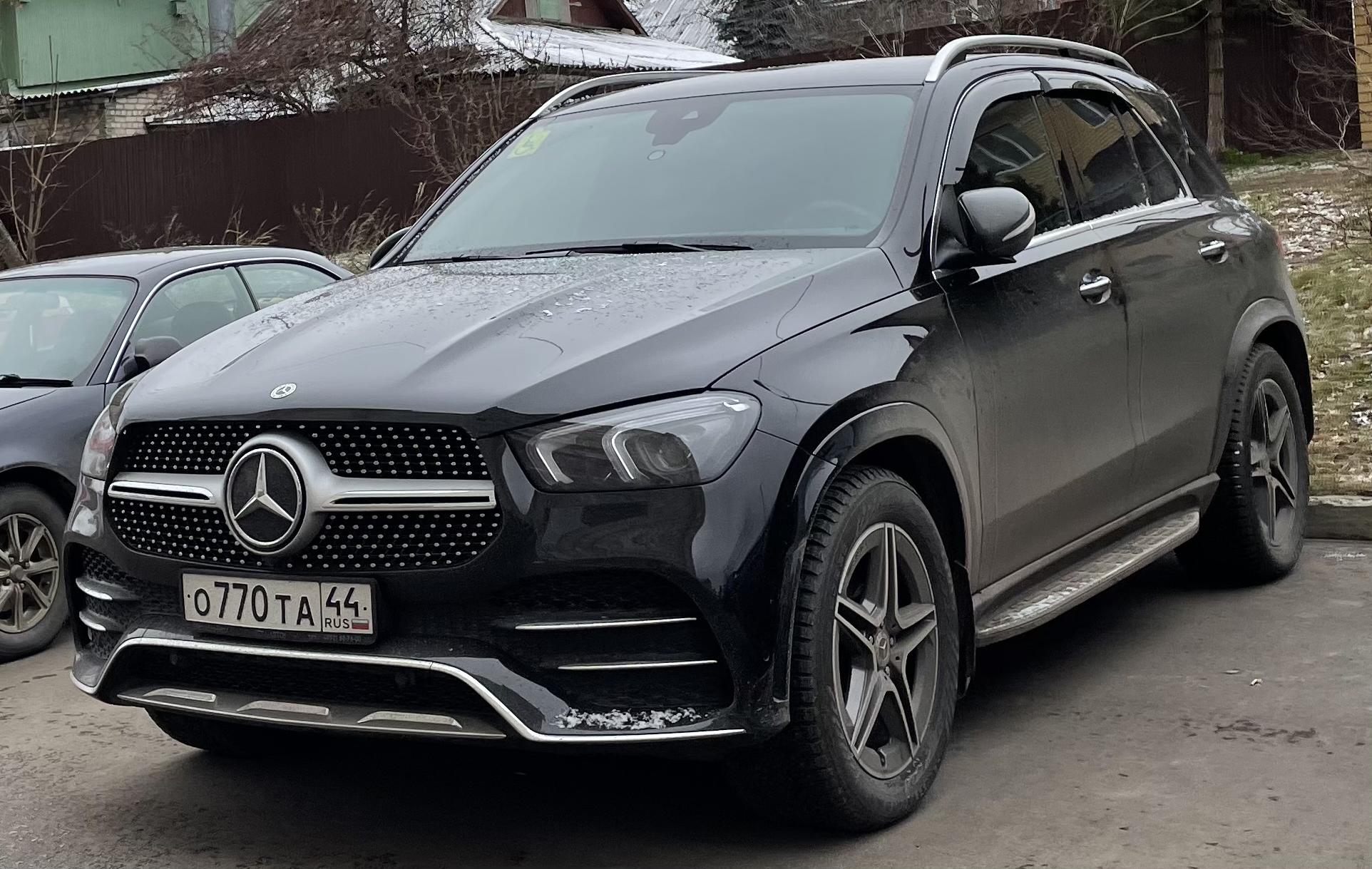 Автомобиль госномер О770ТА44