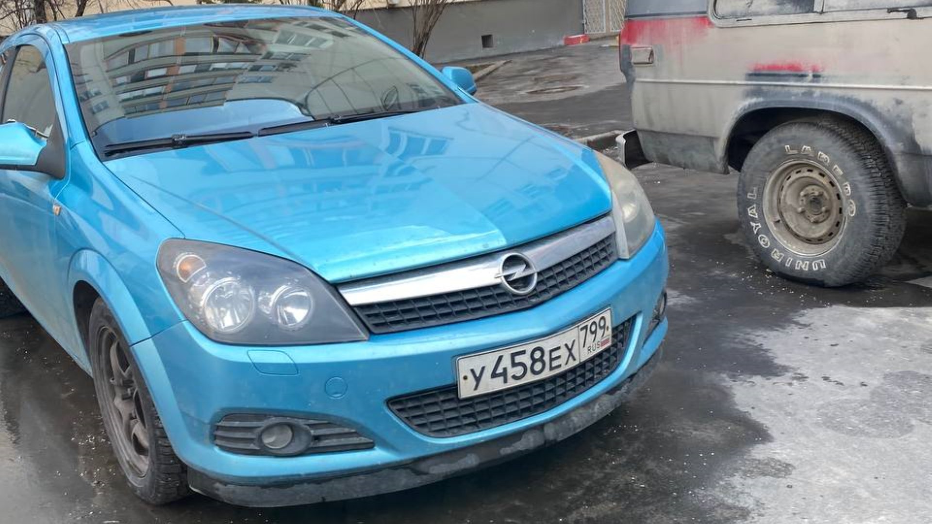 Автомобиль госномер У458ЕХ799